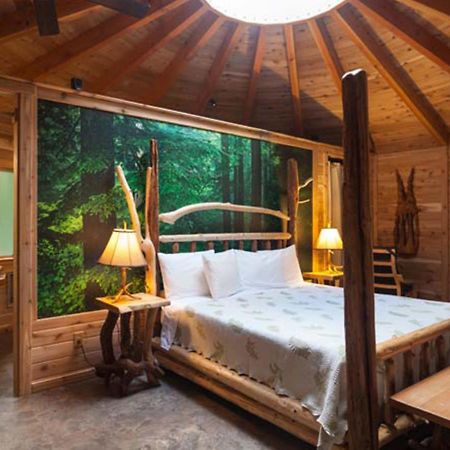 Stormking Hotel แอชฟอร์ด ภายนอก รูปภาพ
