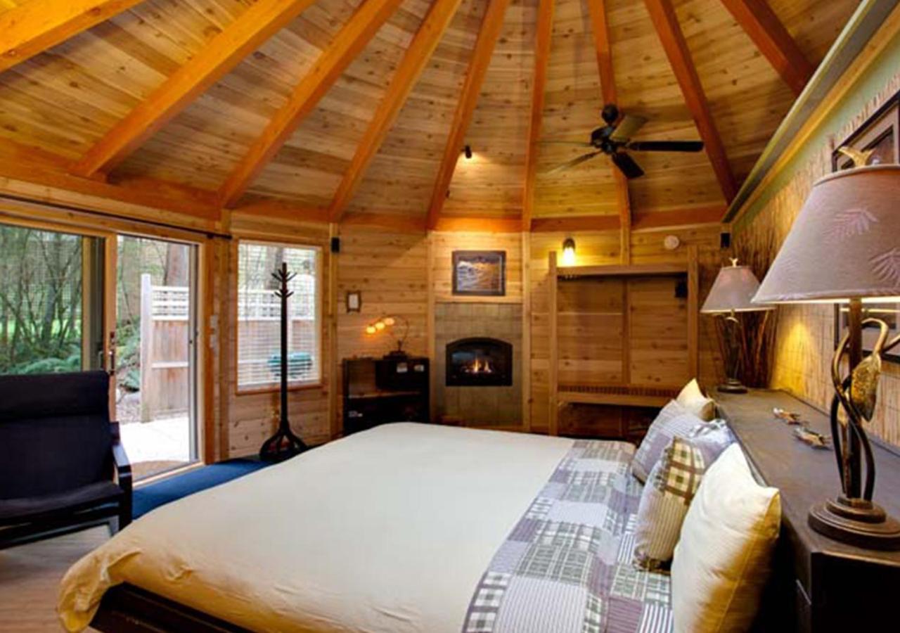 Stormking Hotel แอชฟอร์ด ภายนอก รูปภาพ